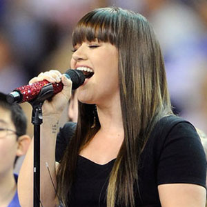 Kelly Clarkson Kelly Clarkson